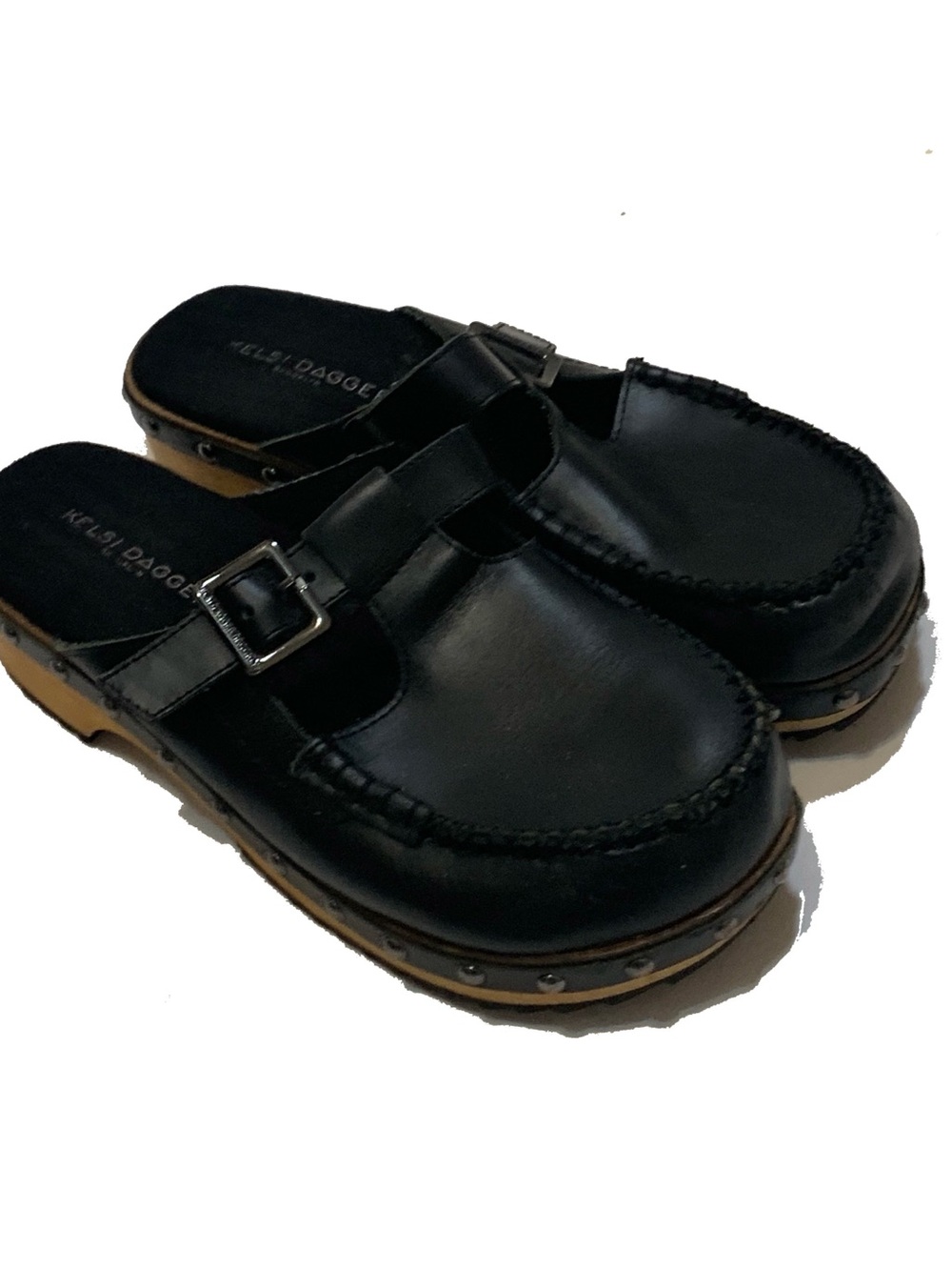 7 / kelsi dagger black leather slip-on clogs
